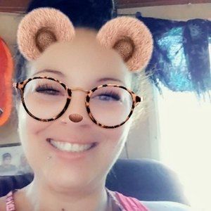 Meet your Posher, Katelyn